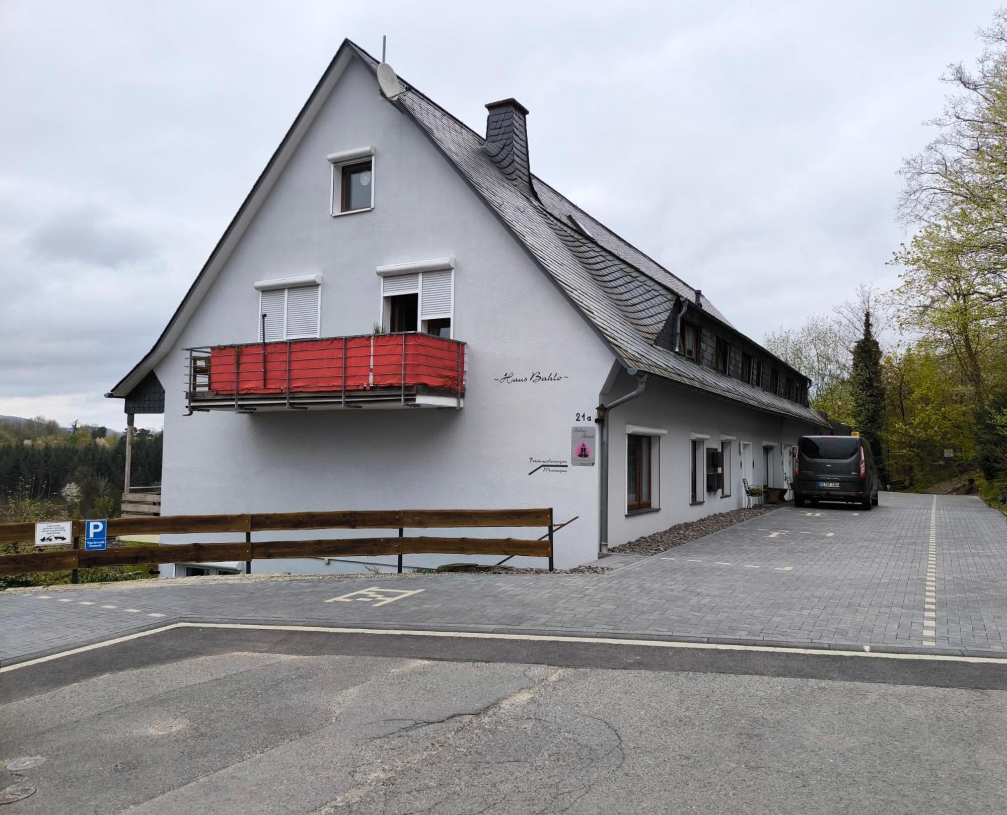 Haus Bahlo - Ferienwohnungen Attendorn Zewnętrze zdjęcie